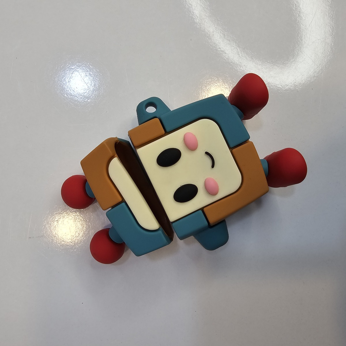 کیس ایرپاد عروسکی